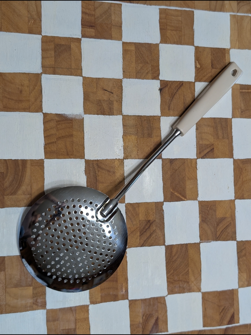 VTG ECKO Keyhole Pierced￼ Strainer Skimmer Spoon White Nylon Handle